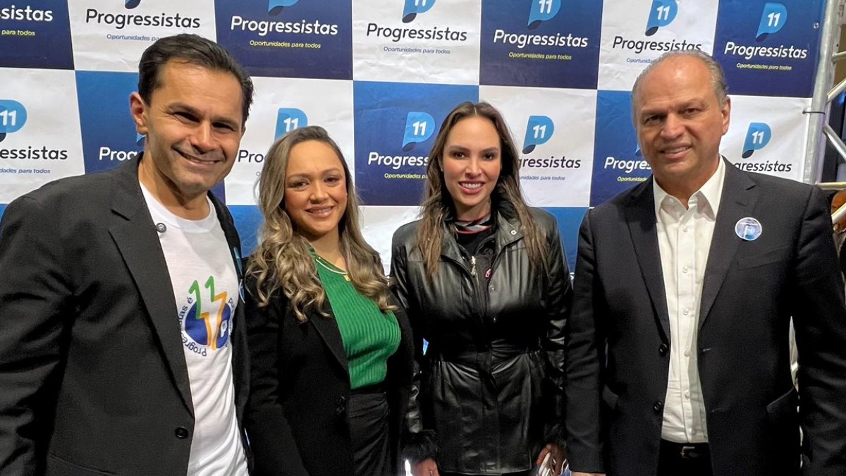 O Progressistas (PP) oficializou em convenção realizada terça-feira (30), no Tuiuti Esporte Clube, a candidatura de Márcio Pacheco à Prefeitura de Cascavel, no oeste do Paraná. O anúncio contou com a presença das principais lideranças do partido no estado e também de políticos de outras legendas.