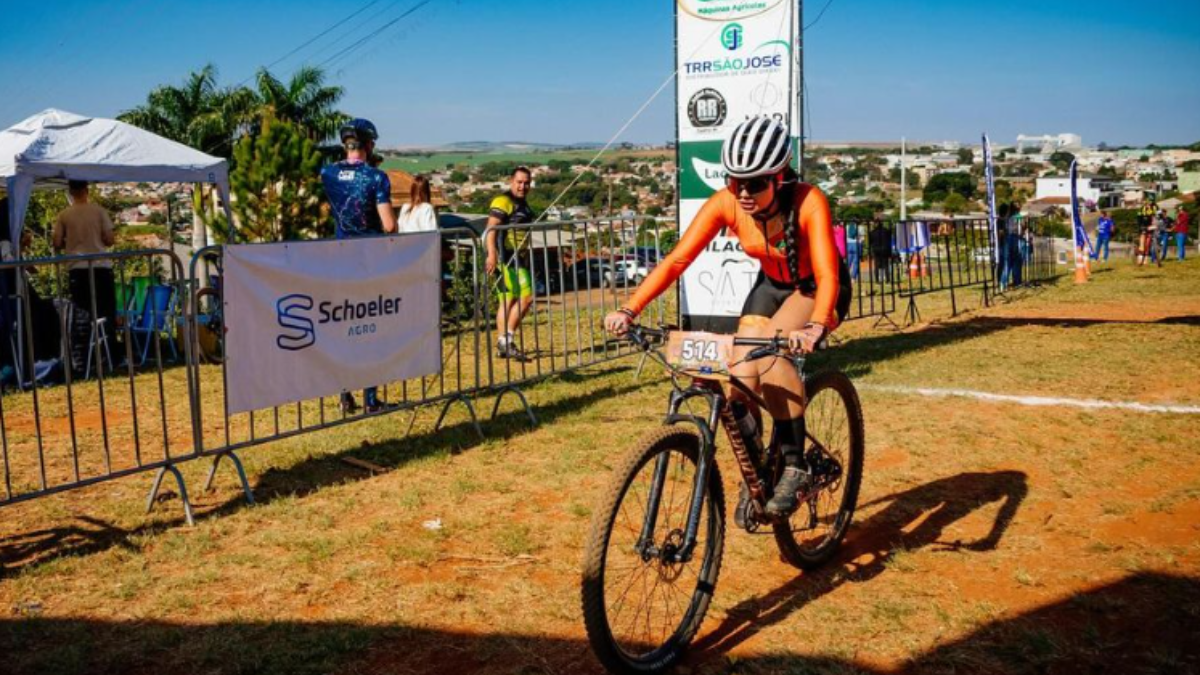 mulher morta a facadas se declarava ciclista amadora