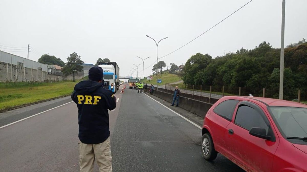 Motociclista sem habilitação morre em acidente na BR-116, na Grande Curitiba
