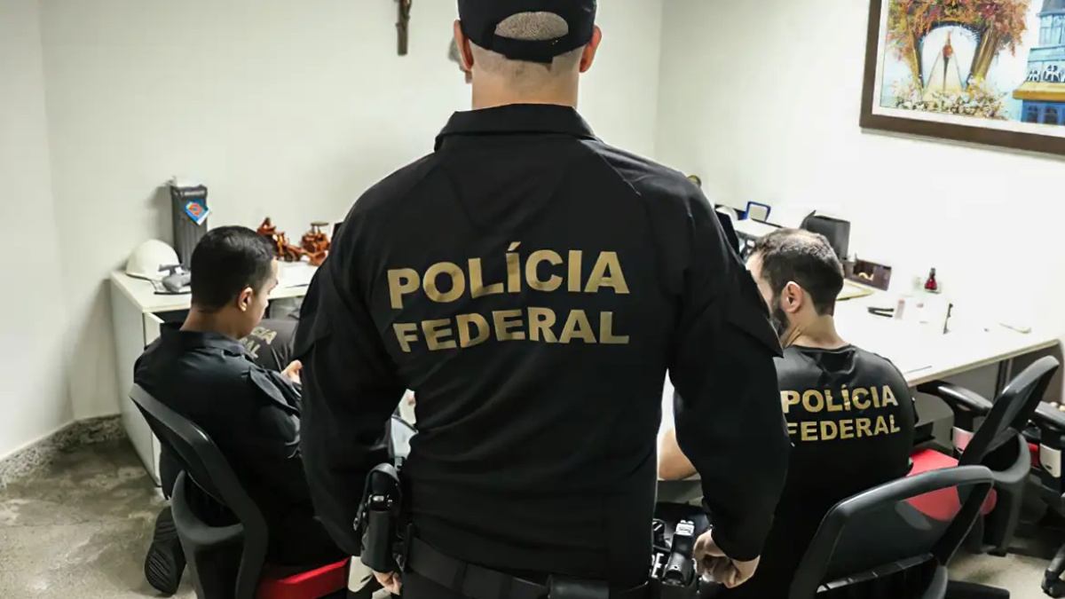 Operação da PF cumpre mandados em cinco estados 