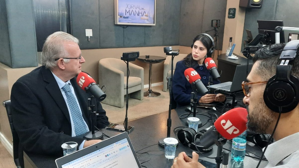 Presidente do TRE-PR foi entrevistado por Beatriz Frehner e Jeulliano Pedroso 