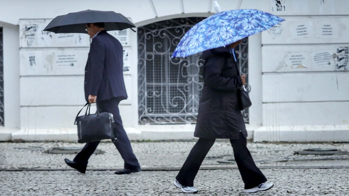 Previsão do tempo para Curitiba amanhã (12/07/2024), segundo o Climatempo