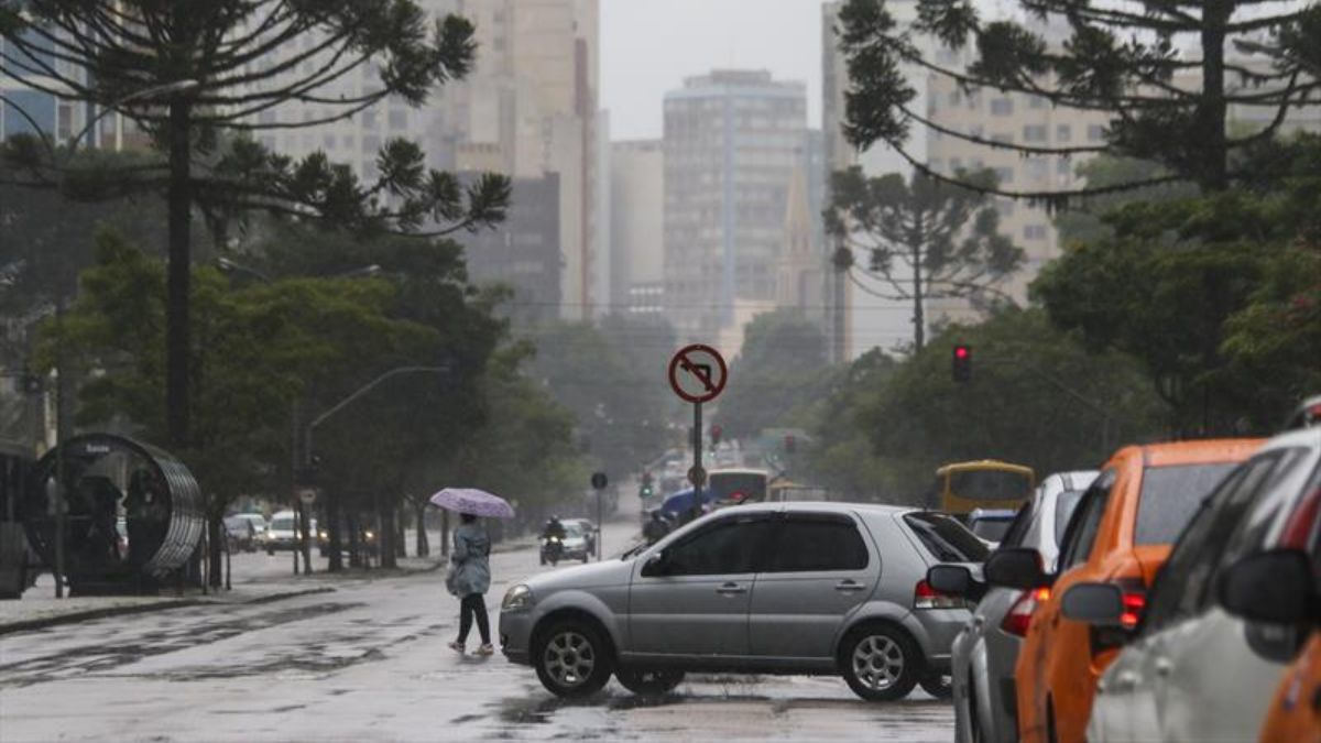 Previsão do tempo para Curitiba hoje (06/07/2024), segundo o Climatempo