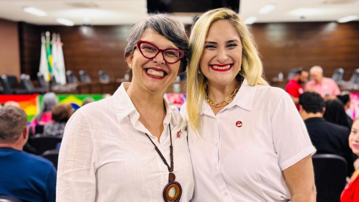 A Convenção Municipal da Federação Brasil da Esperança - PT, PCdoB e PV confirmou nesta sexta-feira (26) a candidatura da Professora Liliam (PT) à prefeitura de Cascavel, no oeste do Paraná. Além disso, foi oficializado o nome de Monica Silveira (PCdoB) como candidata à vice-prefeita.