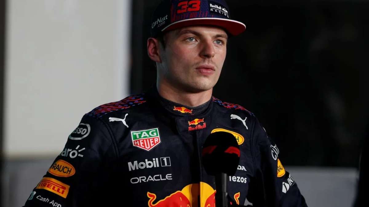 Red Bull proíbe Verstappen de jogar video game em fim de semana de GP