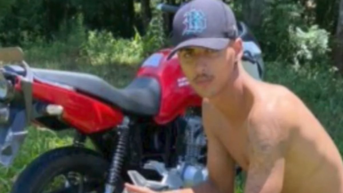 Caso Adrian: jovem desaparecido no PR usava moto do patrão para tráfico