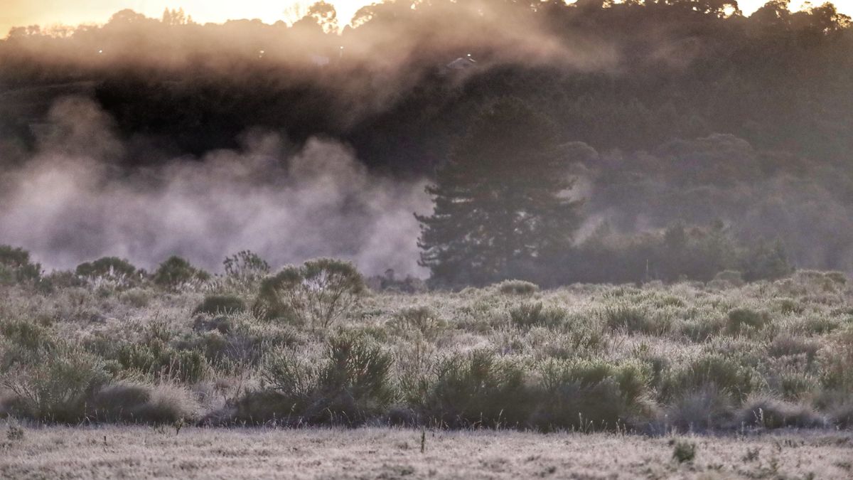 Imagem de satélite mostra formação da frente fria no Paraná; veja