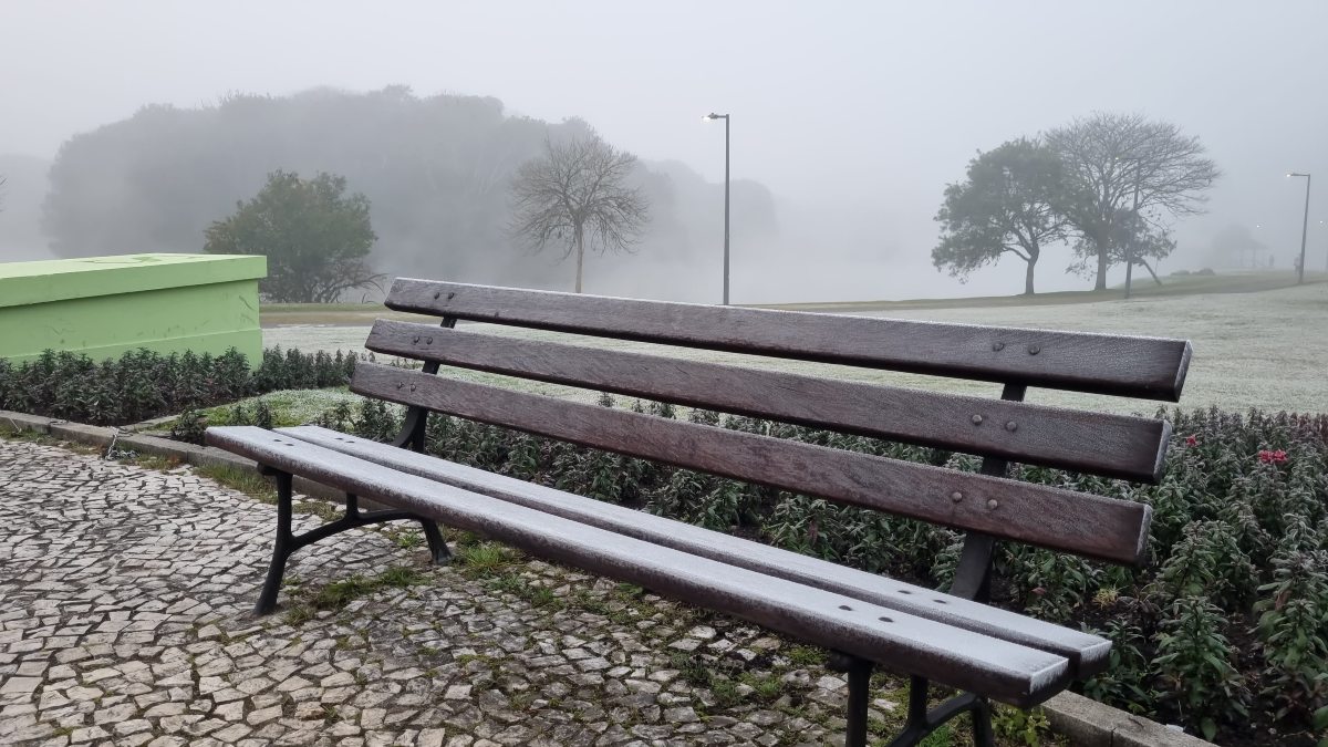 Frio bate recorde em Curitiba nesta quarta-feira (14)