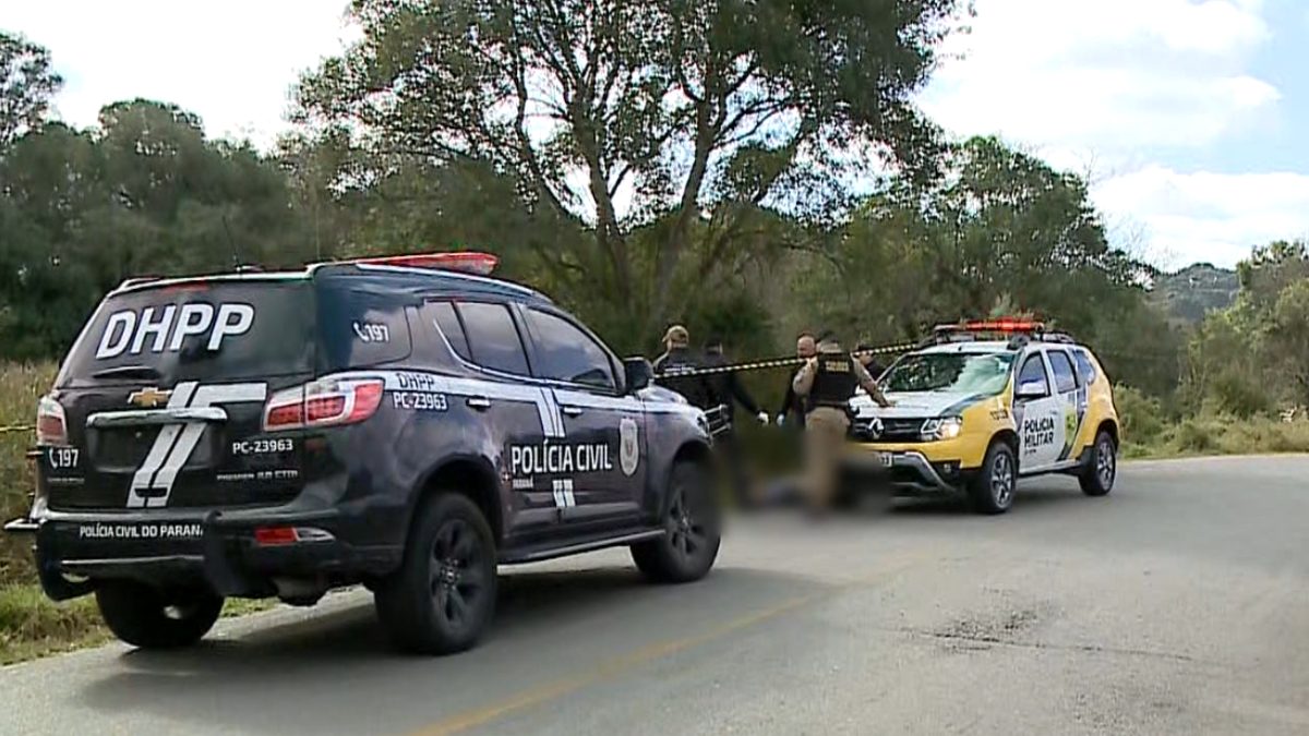 O corpo foi encontrado em um matagal na estrada do zoológico