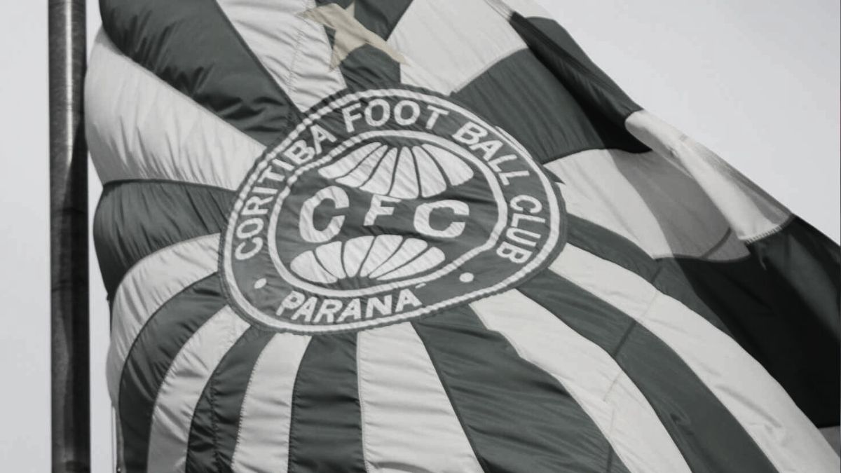 Ex-Coritiba (2004 e 2005), Jucemar tinha 44 anos Luto Morreu Morre