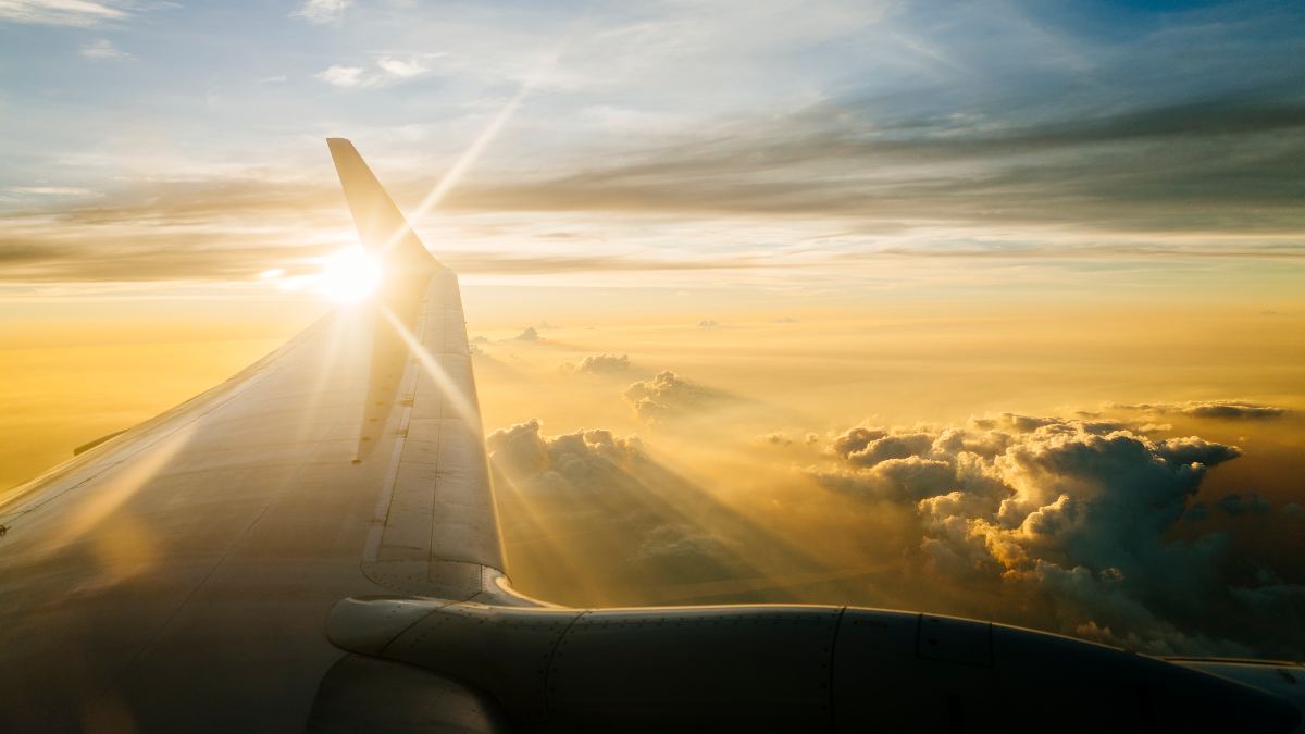 queda jato frança e piloto desaparece 