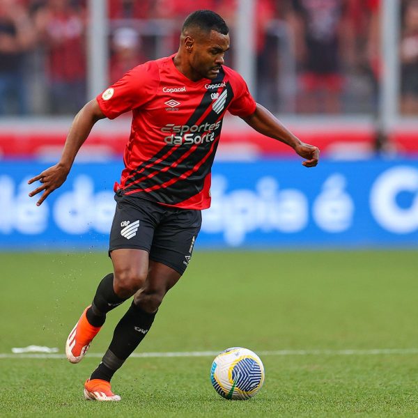 Wesley Carvalho, técnico do Athletico