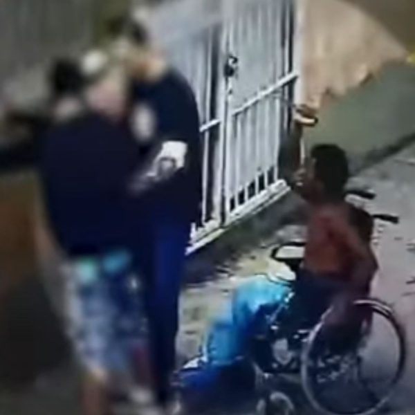 Assalto em loja de Ponta Grossa termina com suspeito baleado