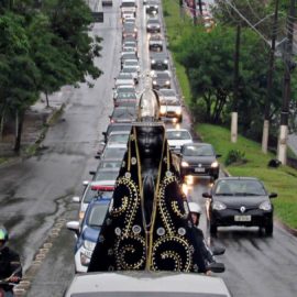 A carreata de benção ocorre de um santuário para o outro