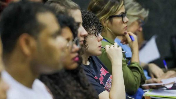 Ministério da Gestão e Serviços Públicos promete pelo menos três blocos de concurso públicos autorizados até o fim do ano. (Foto: Jeso Carneiro / via Flickr) https://www.flickr.com/photos/125816678@N05/29487671023