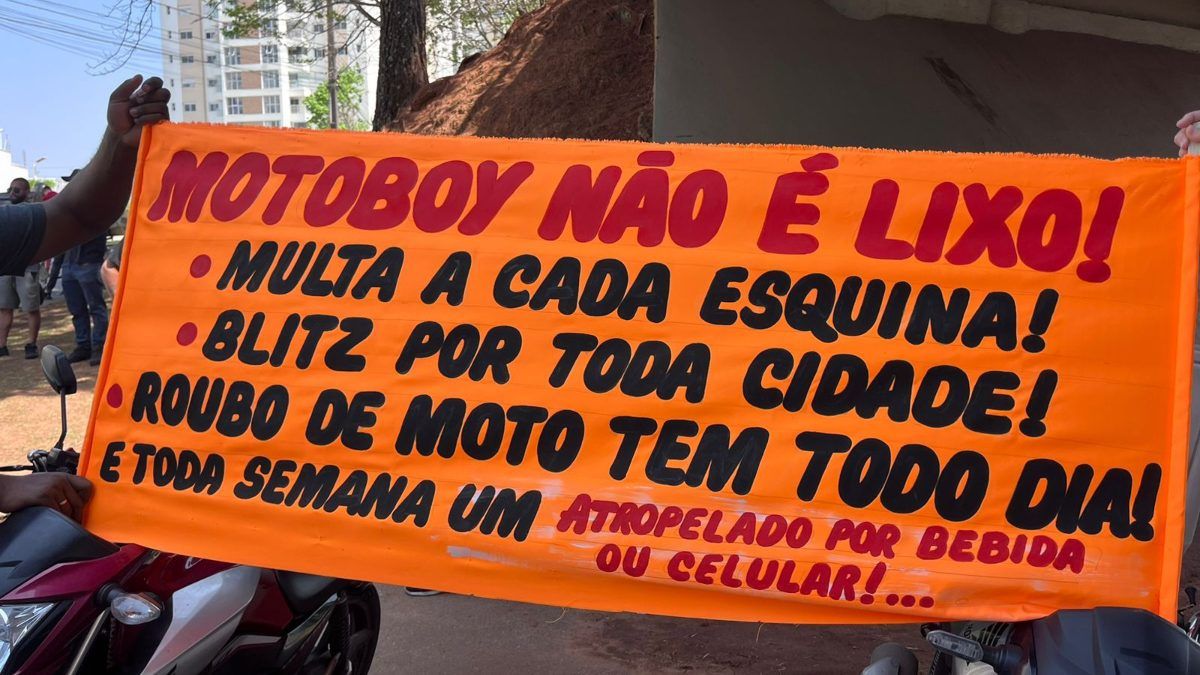 Motociclistas protestam após morte de motoboy; veja no Cidade Alerta