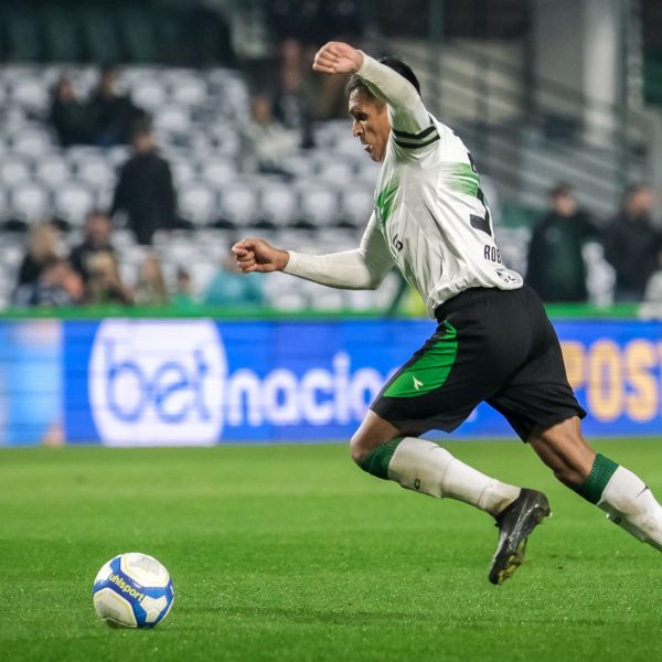 Técnico Jorginho no Coritiba