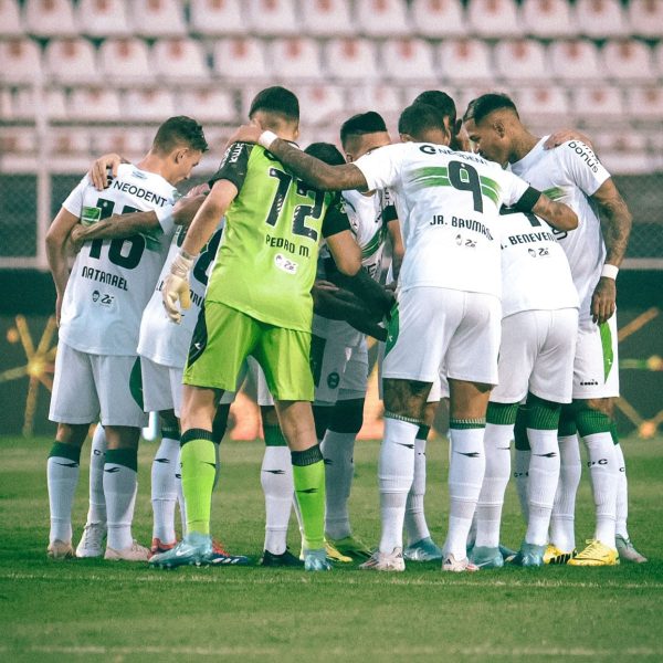 Técnico Jorginho do Coritiba dá entrevista coletiva