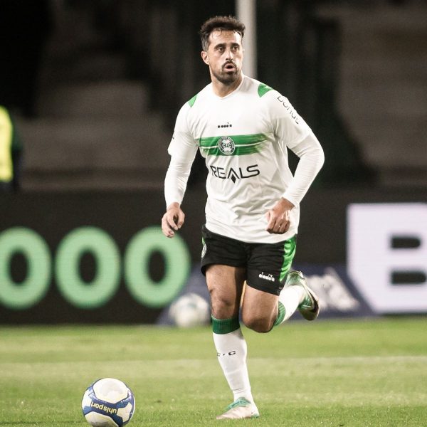 Sebastian Gómez em Coritiba x Goiás, pela Série B de 2024