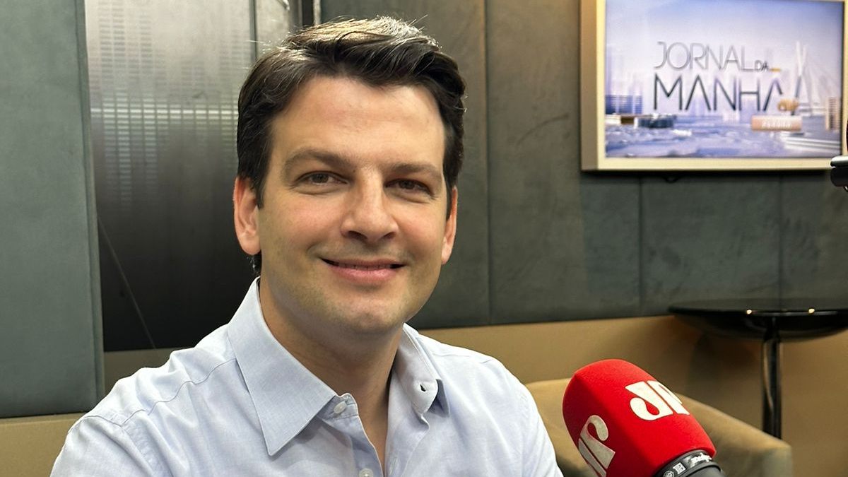 Eduardo Pimentel participa de sabatina na rádio Jovem Pan News