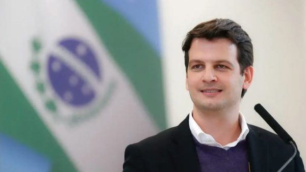 Filipe Barros lidera intenções de voto para Prefeitura de Londrina