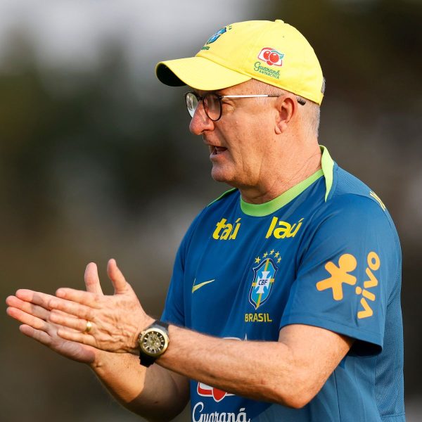 Técnico Tcheco Paraná Clube Chapecoense