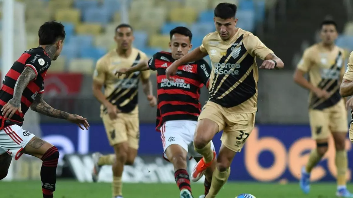 Lucas Esquivel em Flamengo x Athletico, no Maracanã, pelo Brasileirão de 2024