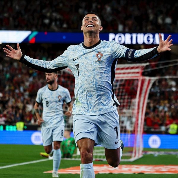 Cristiano Ronaldo por Portugal