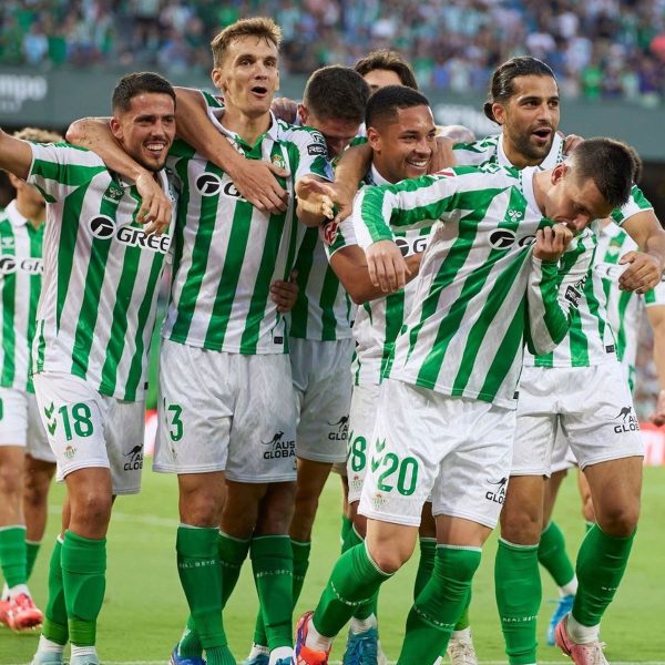 Ex-técnico da Chapecoense será o novo treinador do Galo Maringá