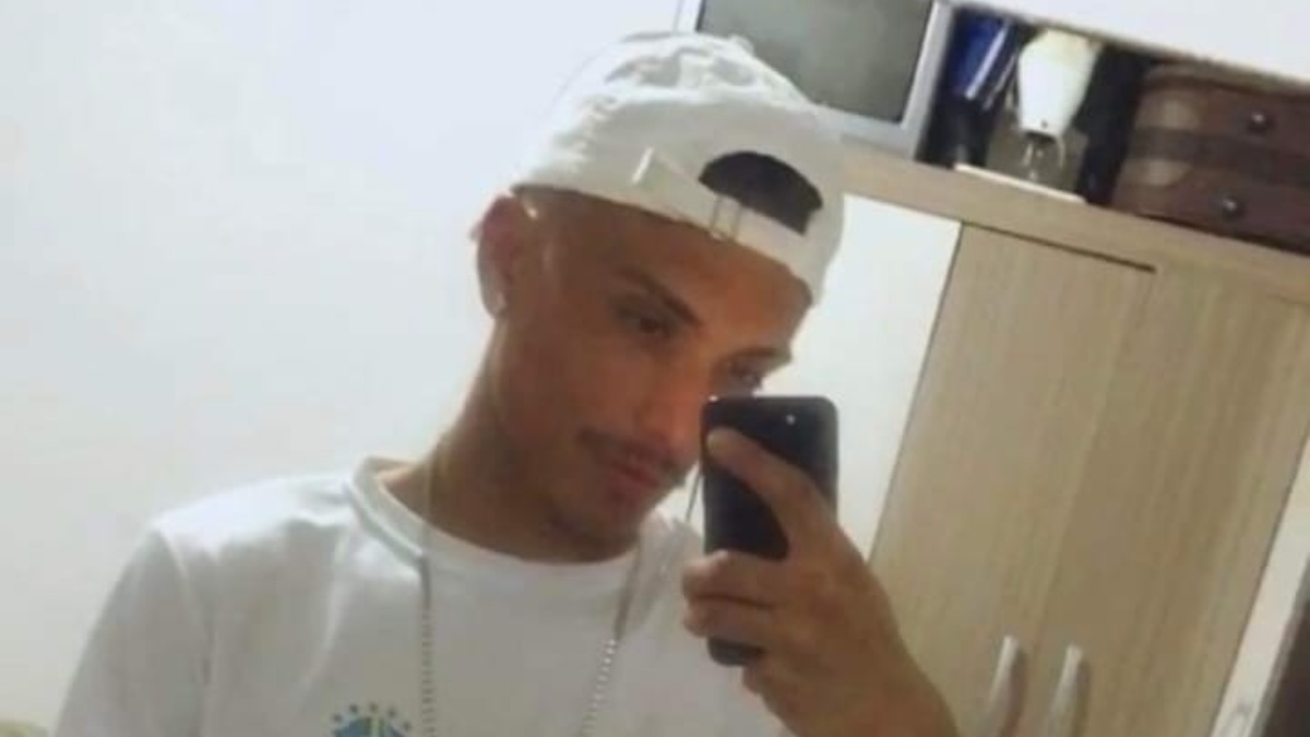 Jovem motociclista morre em grave acidente com caminhão ao voltar do trabalho