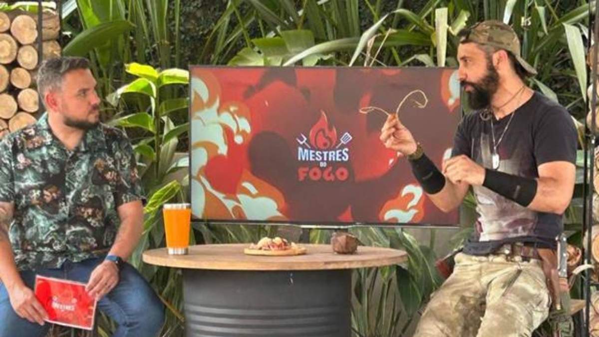 "Mestres do Fogo" inova com talk-show de humor à beira da churrasqueira