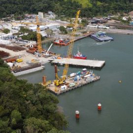 Novas estações-tubo na Linha Verde são inauguradas nesta segunda (18)