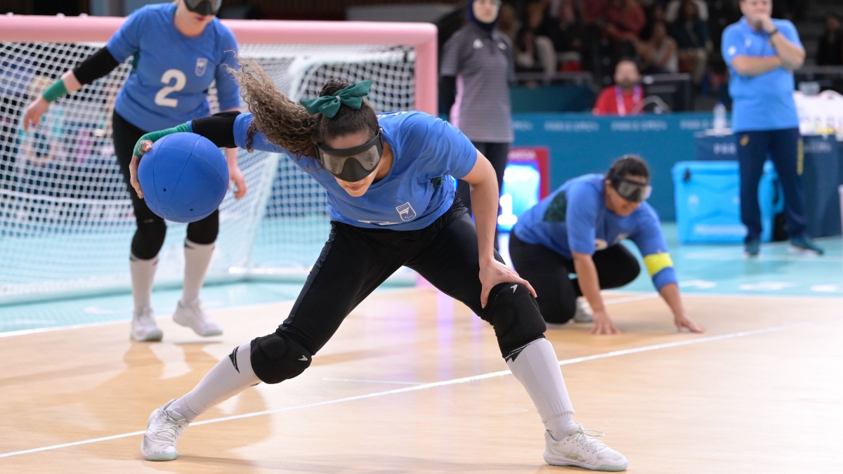 Paratleta da Seleção Brasileira de goallball feminino