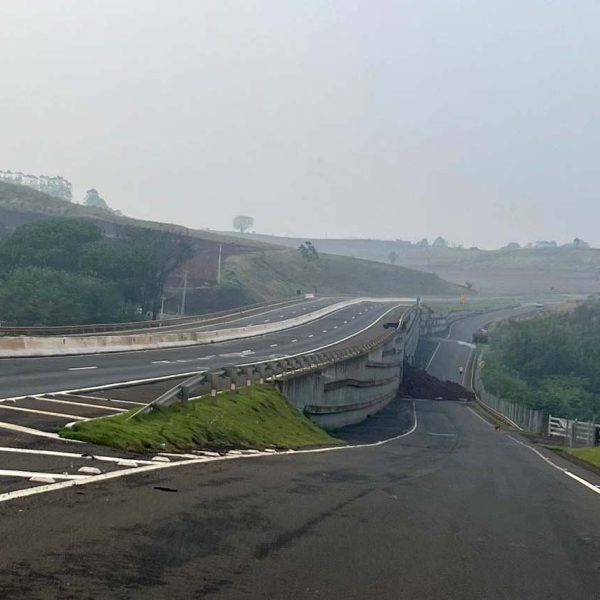 Obras no Km 42 da BR-277 foram totalmente concluídas nesta quinta-feira (6). (foto: Divulgação)