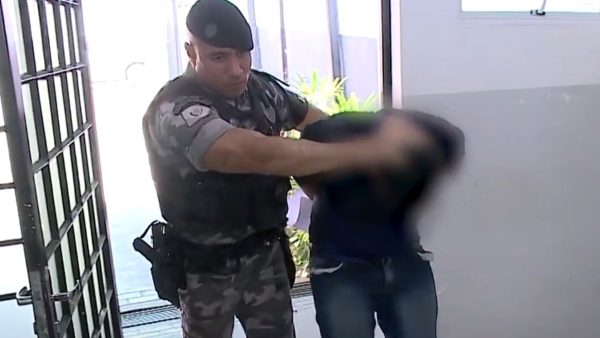 Adolescente esfaqueia padrasto para defender mãe grávida de agressão no PR