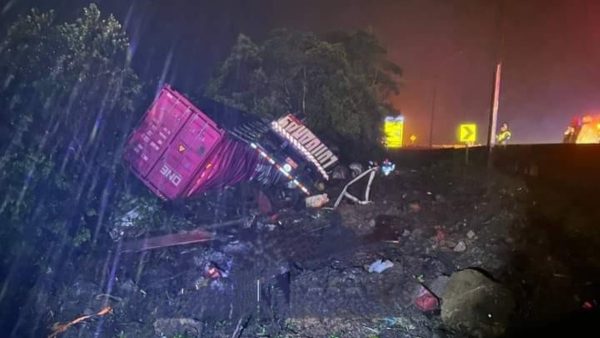 Avião da FAB deve pousar em Curitiba por volta das 8h, desta terça-feira (22)