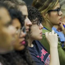 Concurso público do Paraná vai convocar mais de mil professores