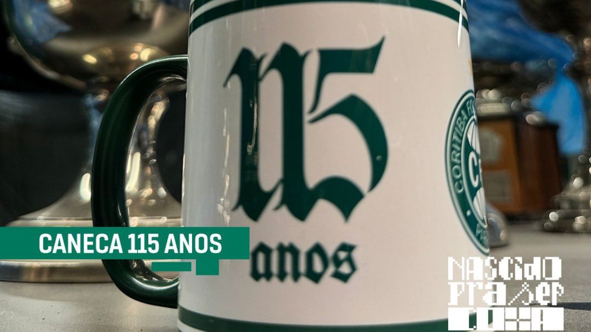 Coxa lança produtos pelo aniversário de 115 anos (Foto: Julio Bernardo/Coritiba)