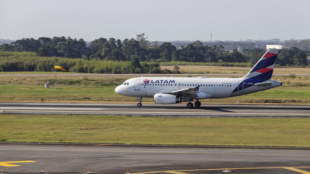 O aeroporto fica em São José dos Pinhais