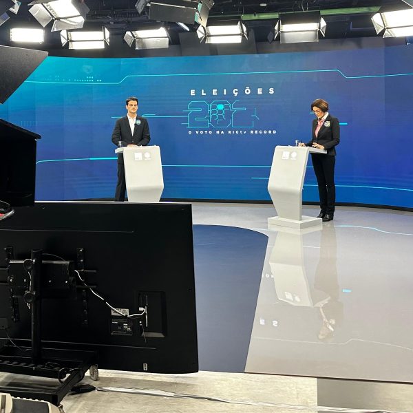 Clima esquenta após debate nos bastidores da RICtv