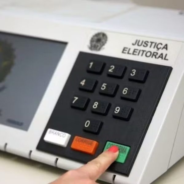 O que acontece se acabar a luz no dia da eleição? Entenda