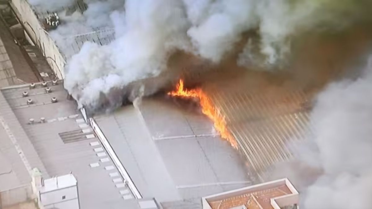 Incêndio no Brás: fogo atinge shopping e mobiliza bombeiros em área movimentada