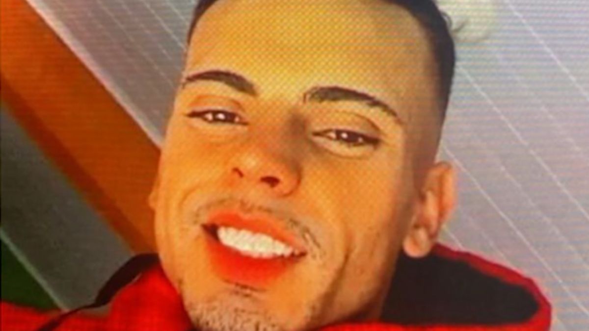 Jovem é encontrado morto após suspeitos darem "pistas" para familiares