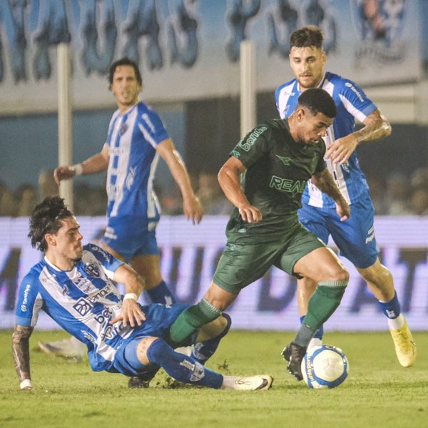 Técnico do Coritiba, Jorginho dá entrevista coletiva