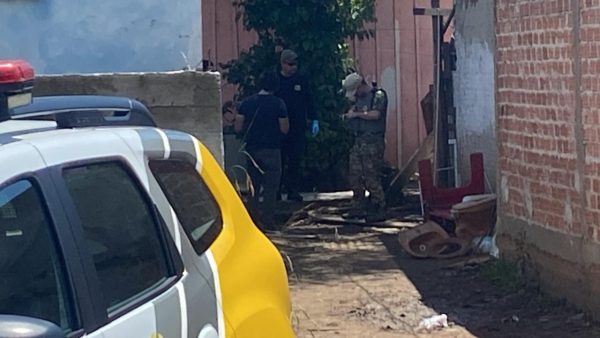 Suspeito de matar pedreiro na frente dos filhos é preso em Colombo