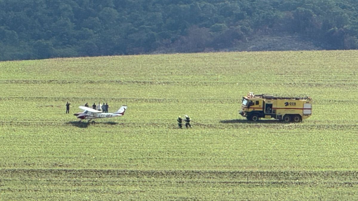 Piloto de avião realiza pouso forçado em plantação no Paraná