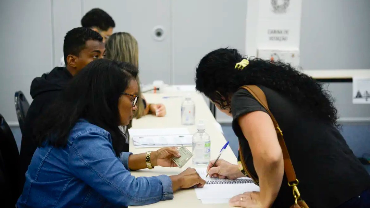 As eleições ocorrem neste domingo (27)