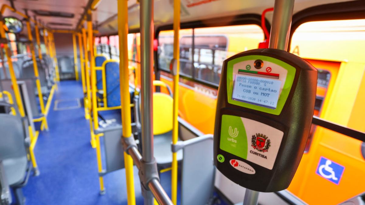 Qual será o valor da tarifa de ônibus em Curitiba em 2025? Veja fact-checking