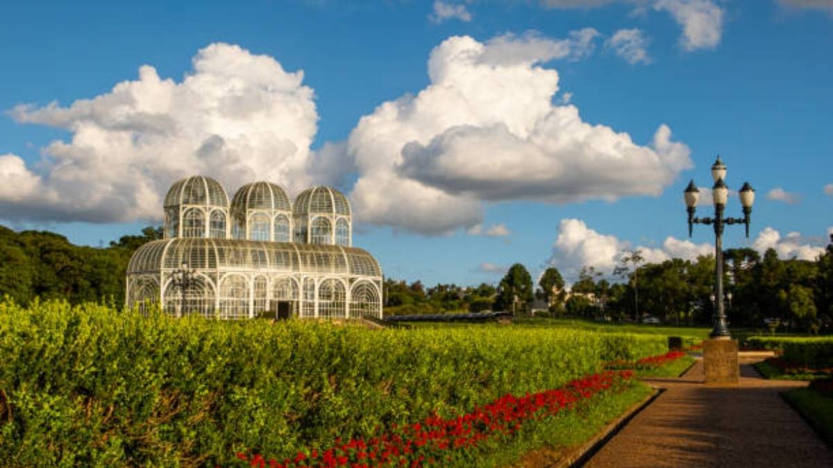 Previsão do tempo para Curitiba hoje (05/10/2024), segundo o Climatempo