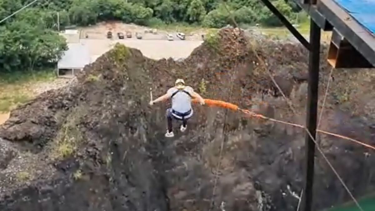 Em 2023 um jovem de 22 anos despencou na água após saltar de bungee jump 